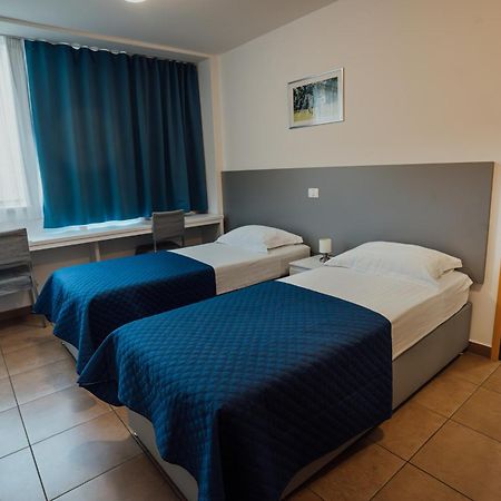Sobe Rooms Nataly Сезана Экстерьер фото