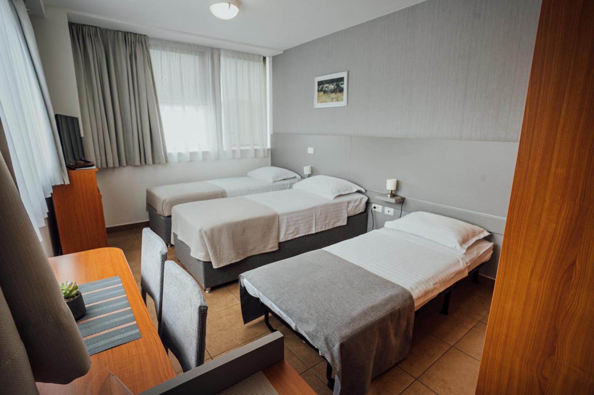 Sobe Rooms Nataly Сезана Экстерьер фото